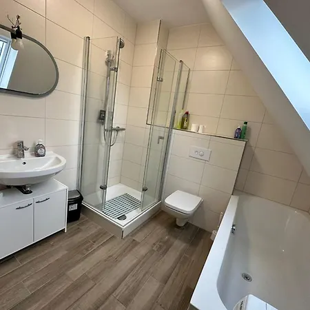 Immobilien Gbr Guest house *